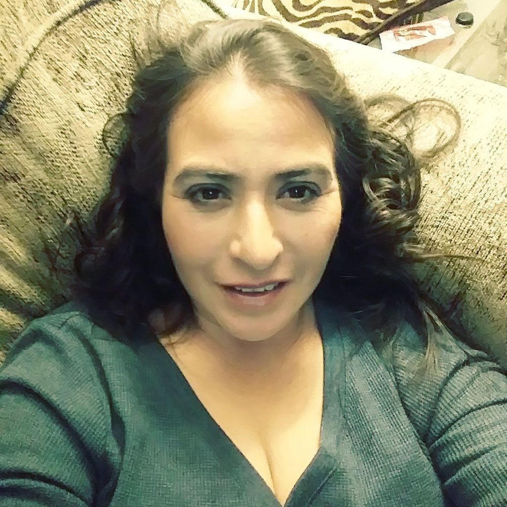 Meet your Posher, Yvonne